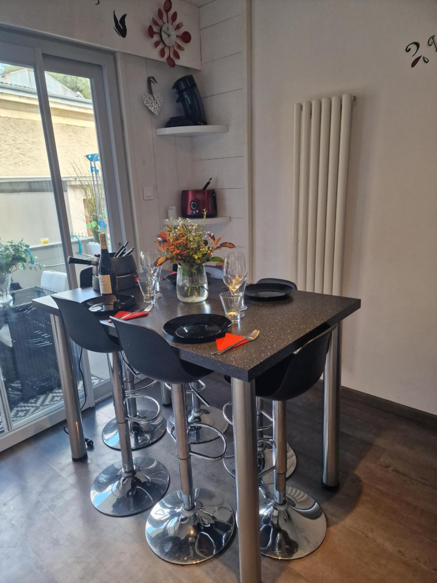 Aix Centre Cosy Calme Garage Terrasse Appartement Aix-les-Bains